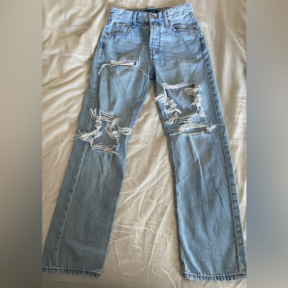 Aeropostale 90’s Baggy Jeans (Light Wash)